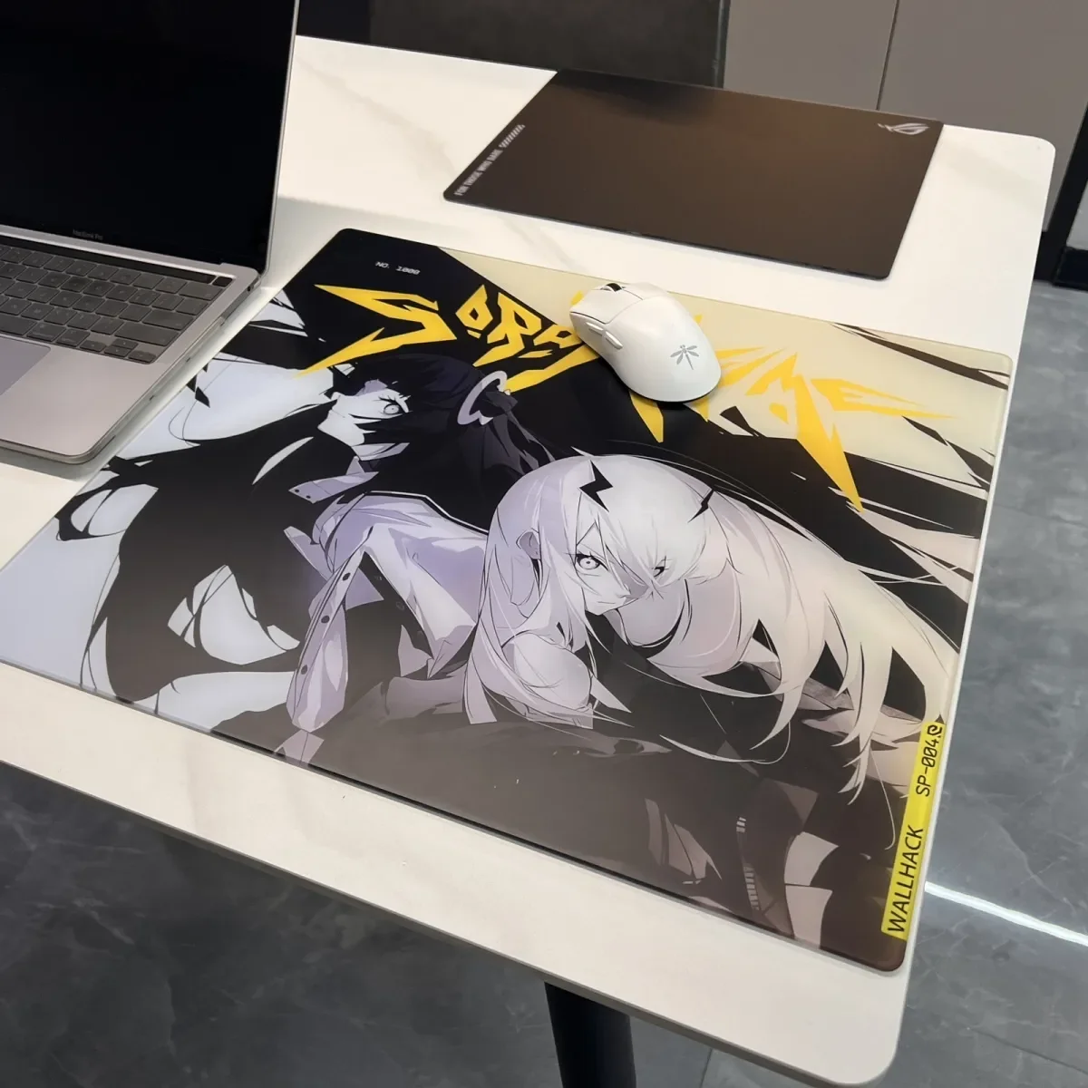 Tapis de souris en verre noir  - Desk Setup Black avis et prix