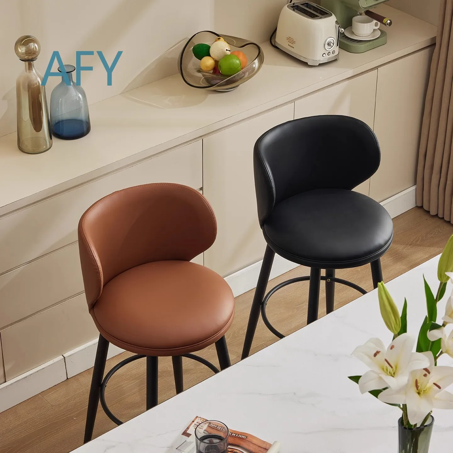 Minimalist Steel Frame Bar Stool for Bars Hotels Living Rooms Bedrooms High Leg Durable Modern Home Bar Furniture Indoor