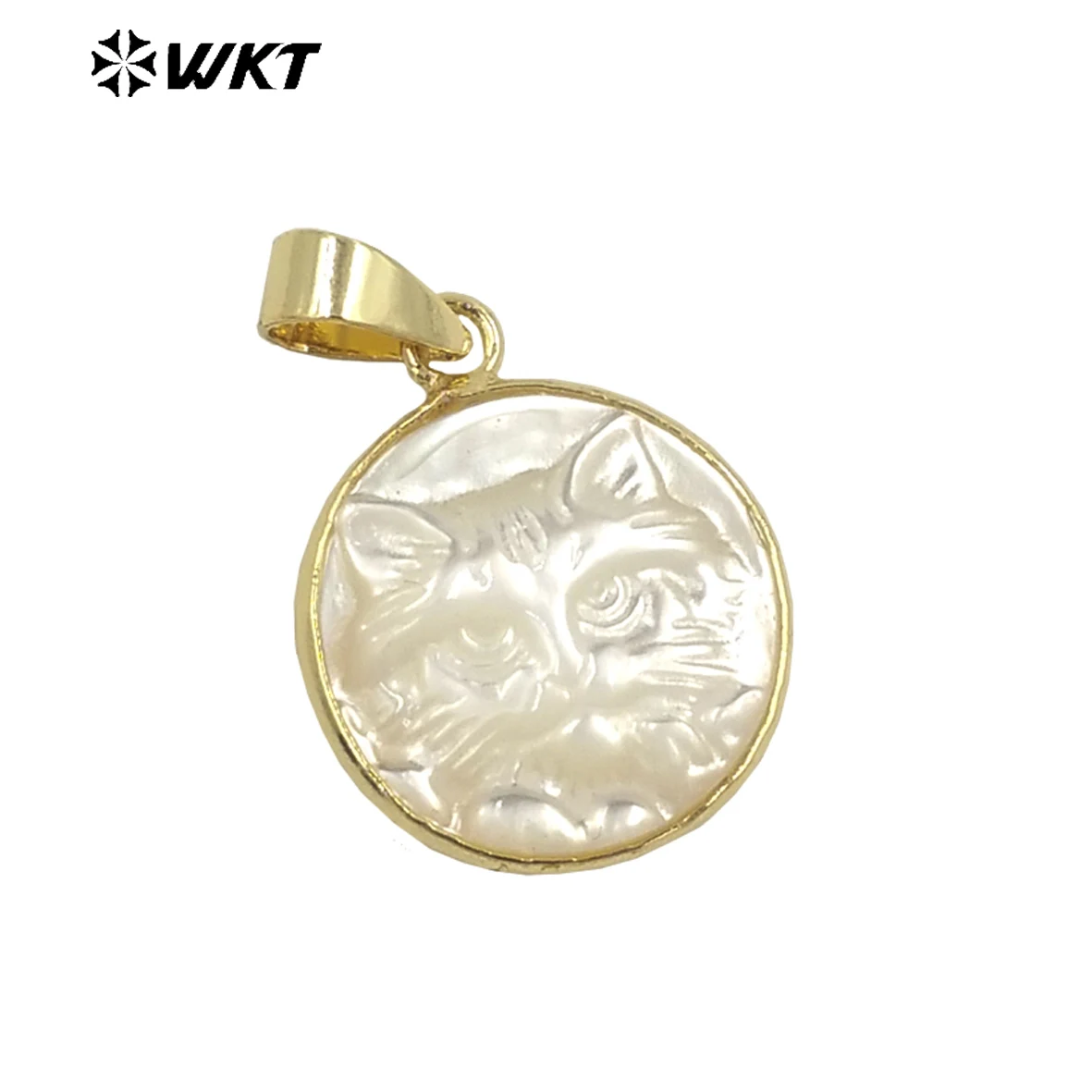 WT-JP346 WKT Animal Cat Reflective Necklace Pendants European Accessories Retro Sweater Chain Decoration