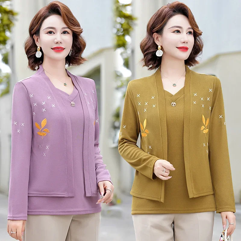 Middle-Aged And Elderly Spring Autumn Knitted Top Long Sleeve Two-Piece Illusion Mother's Attire Base Layer Top Fashionable Loos