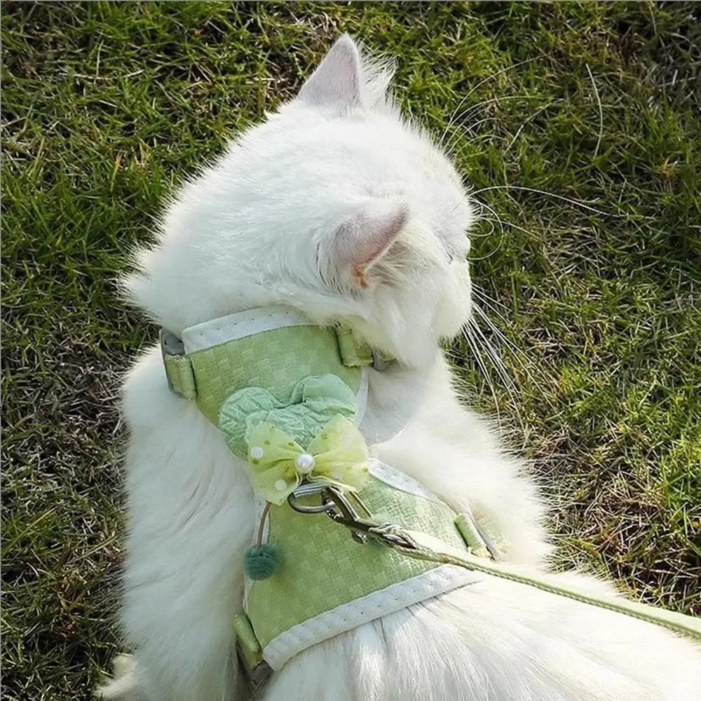 

Breathable Pet Vest Harness Adjustable Escape Proof Dog Harness Vest Anti breakaway Lightweight Dog Chest Strap for Cat Walking