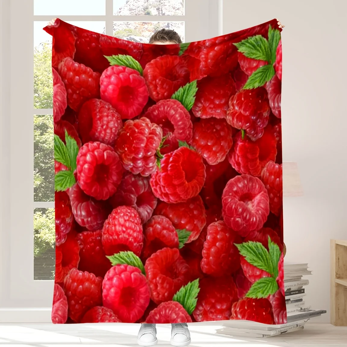 Super Soft Raspberry Print Throw Blanket Cozy Plush Throw for Sofa Couch Home Decor Gift Idea Winter Picnic Bedding