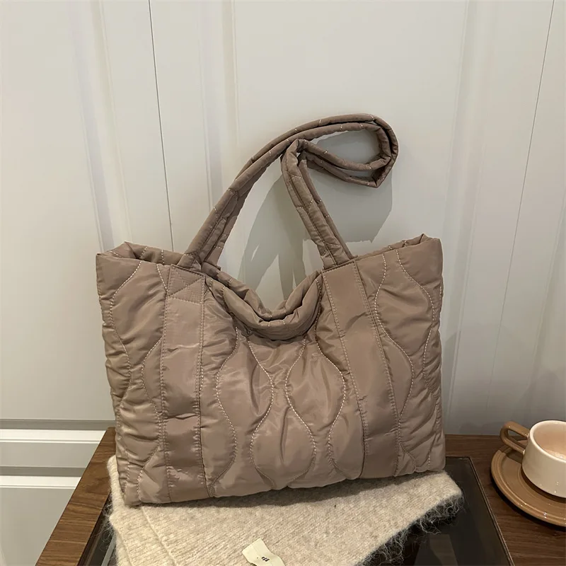 

Daily Quilted Design Shoulder Bags for Women Large Capacity Ladies Casual Tote Bag Solid Color Simple Female Shopping Handbags