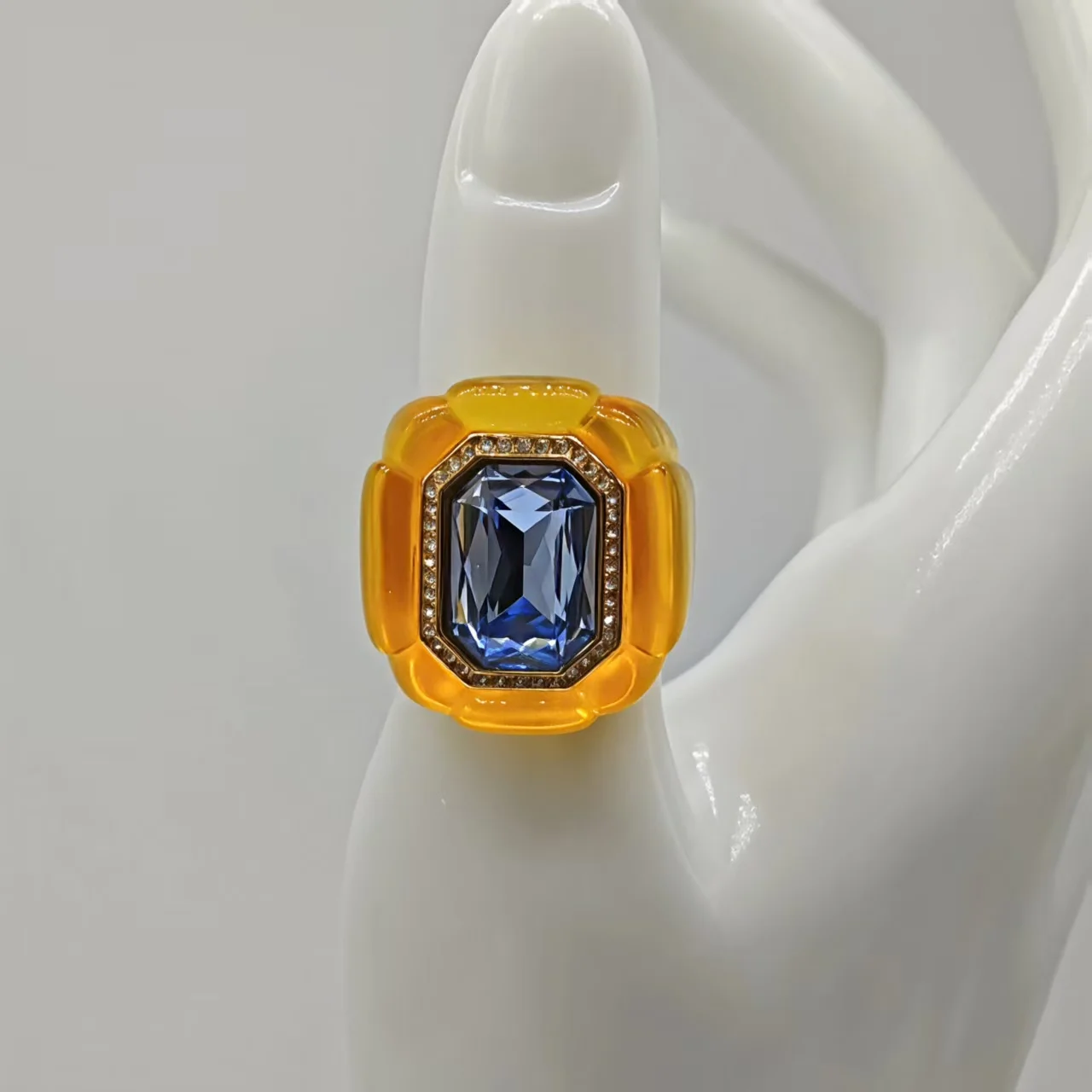 خاتم مستطيل أصفر كلاسيكي جديد لخريف 2025 #5