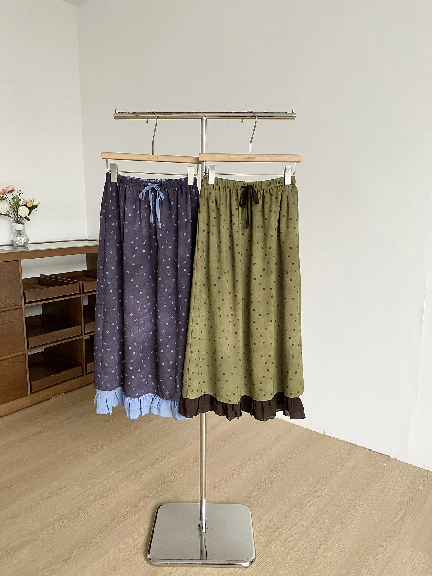 High Waist Polka Dot Half Skirt Women's Summer Korean Style A-Line Skirt Artistic Vintage Lace Hem Versatile Midi Skirt
