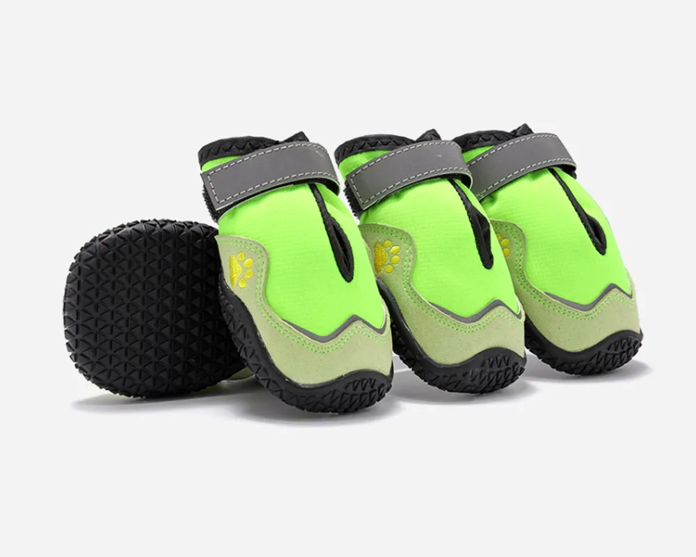 Factory Direct Sales of Warm Adjustable Dog Boots Winter Sets Waterproof Outdoor Sports Durable Pet Shoes