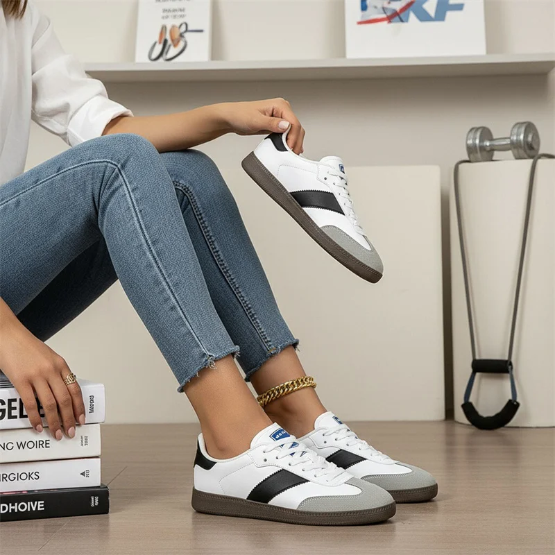 

YRZL Womens Athletic Shoes Outdoor Walking Shoes Lightweight Non Slip Gym Training Sneakers for Women Comfortable Flats Shoes