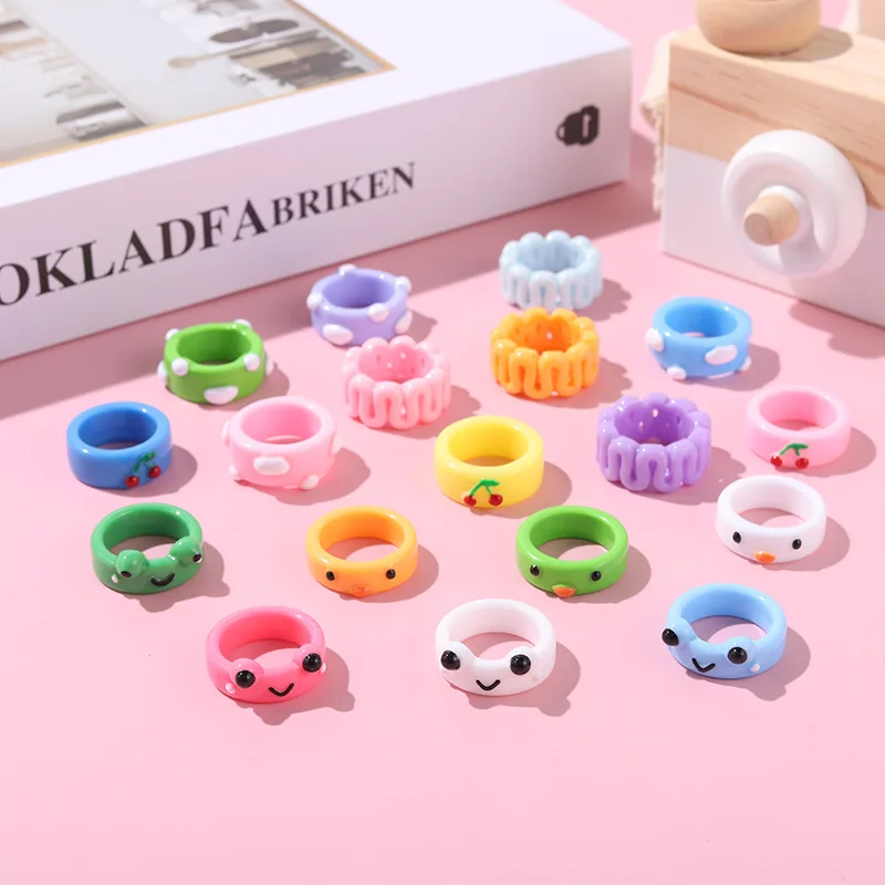 

Creative Cute Cartoon Octopus Frog Chick Rings for Women Girls Fashion Sweet Acrylic Animal Rings Party Jewelry Gift Unisex