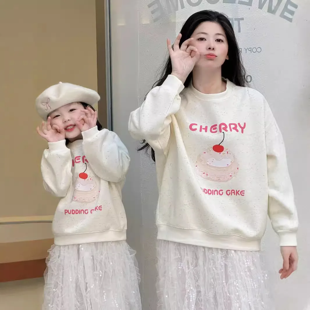 

Mother and Baby Girl Matching Cute Sweatshirt Korean Mom and Daughter Kids Same Long Sleeve Tops Autumn Mommy and Me Clothing