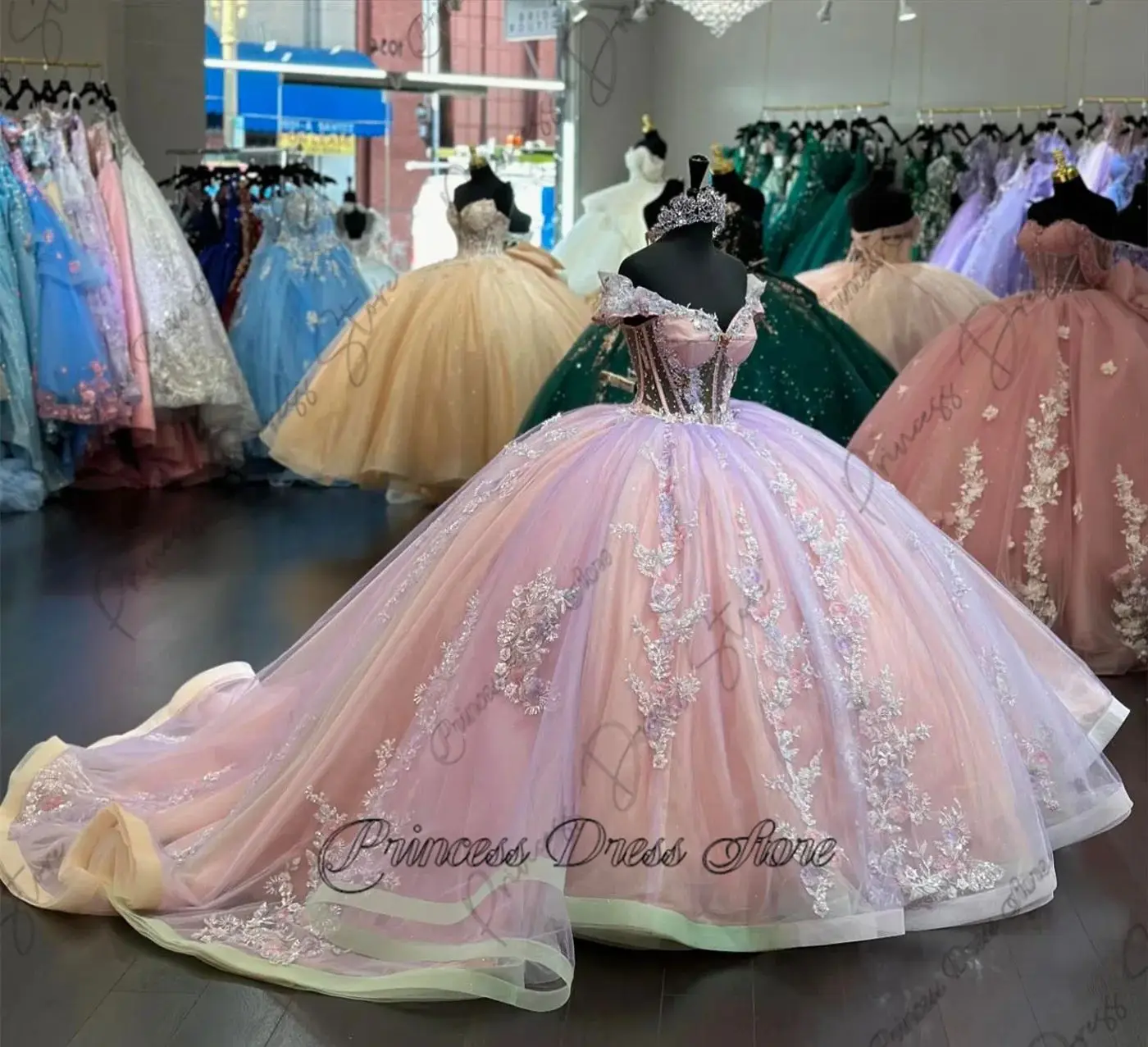 Glitter Sweet Quinceanera Dresses Ball Gown Beads Appliques Crystal Tull Sweet 16 Dresses Customized 16 Vestidos De XV 15 Anos