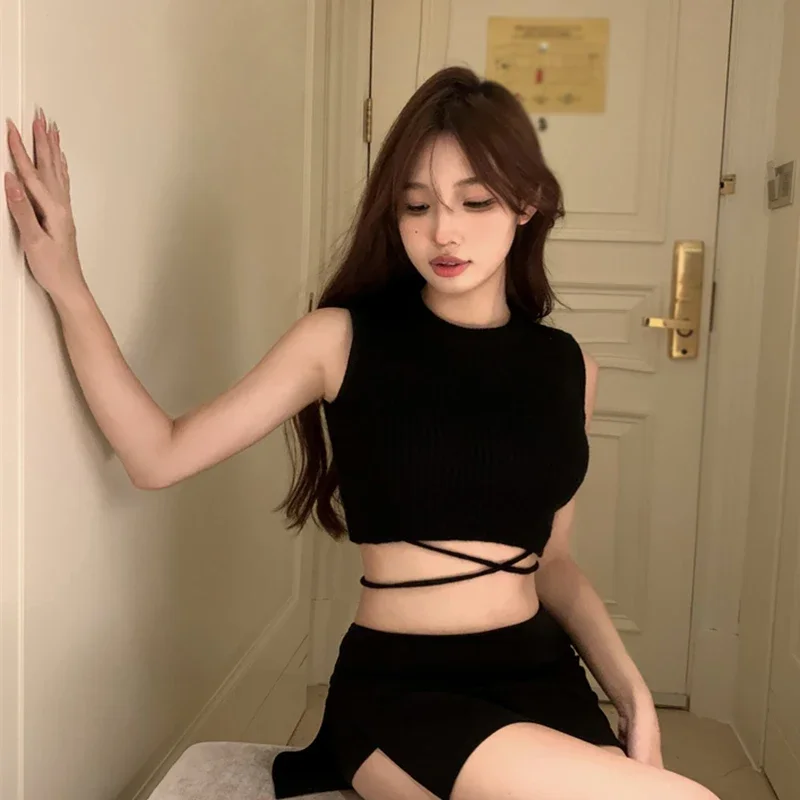 

Women's Crop Top Summer Solid Color Slim Sexy Fashion Knitted Sleeveless Top