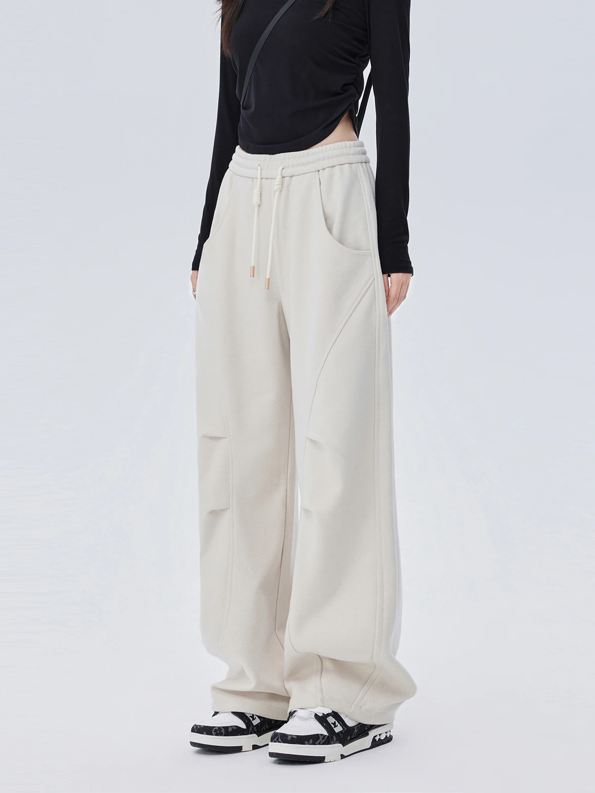 

Spring and Autumn new women's pants, high waisted straight leg slim fit jeans, commuting casual pants