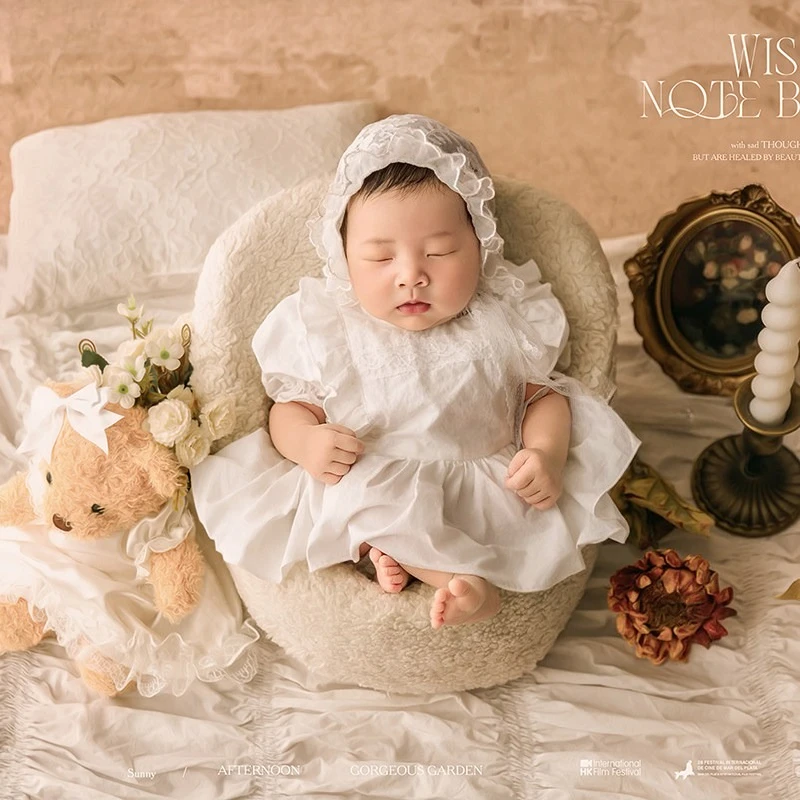 Newborn Photography Props Baby Painting Style Wedding Set White Dress with Hat Bear Doll Backdrop Floral Pillow for Photoshoot