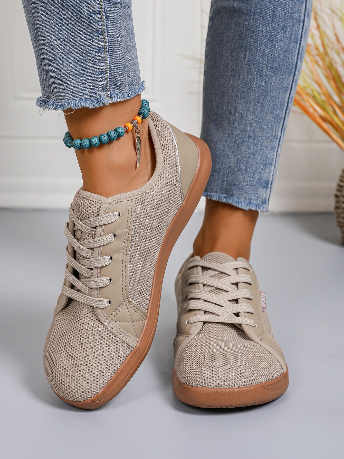 Sneaker Box - Women's Barefoot Style Sneakers – Comfortable