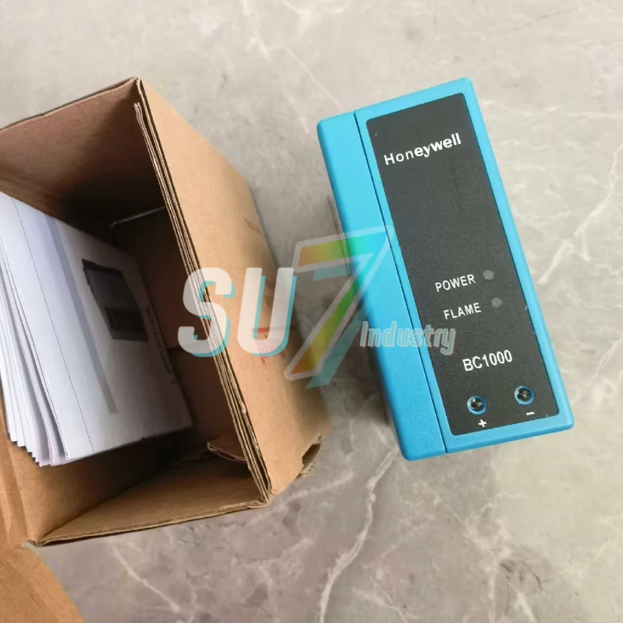 BC1000A0220U-E     Burner       New In Box