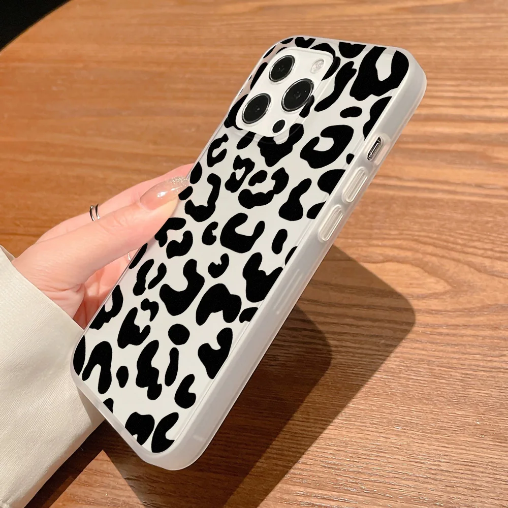 Leopard Print Phone Case For iPhone 16 Pro Case iPhone 11 17 13 15 12 14 Pro Max 13 12 Mini Shockproof Matte Cover Soft Funda
