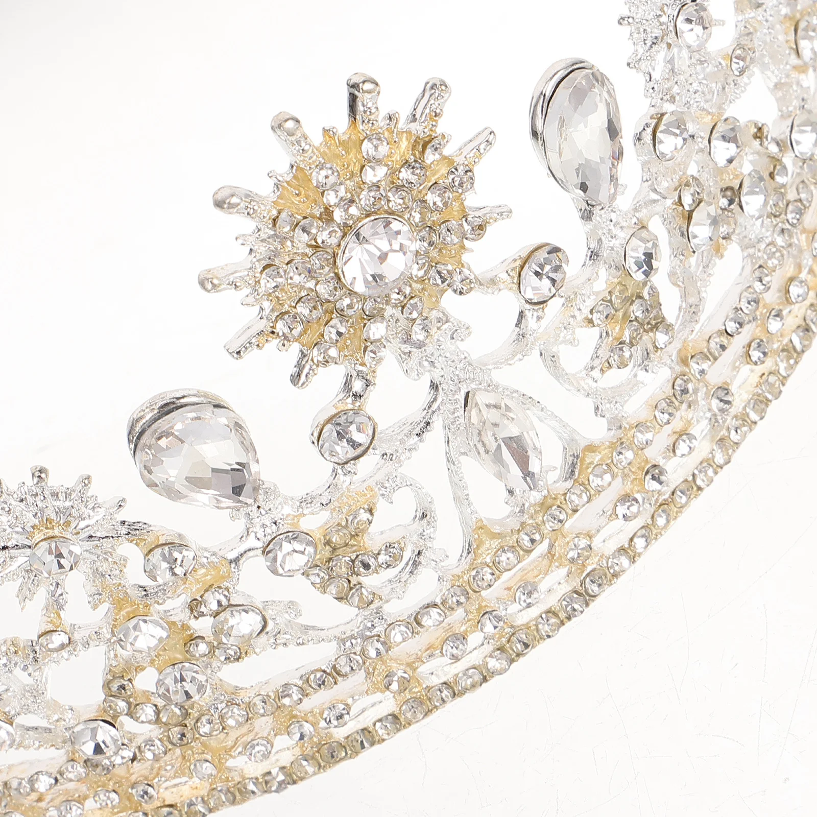 

Rhinestone Crown Baroque White Bridal Headpiece for Women Wedding Engagement Party Costume Cosplay Photography Prop