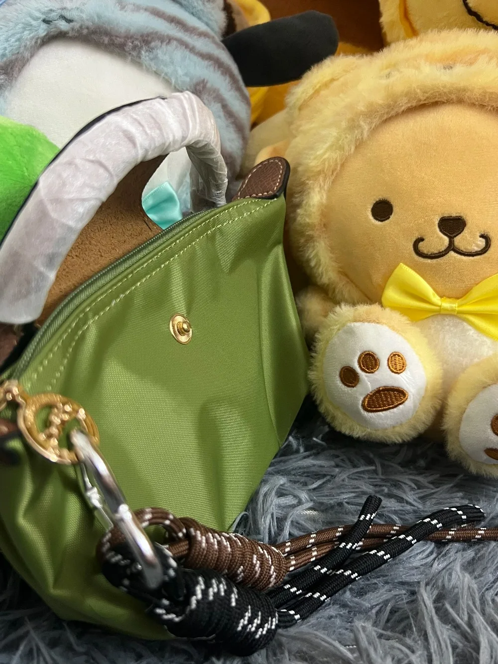 

Nylon mobile phone strap; plain dumpling bag; mobile phone bag shoulder bag; Y2k accessory belt,hot-sale in 2025 Y2K.