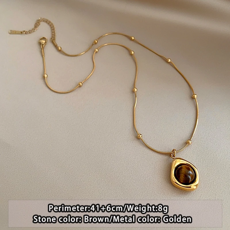 Style B, plain strand