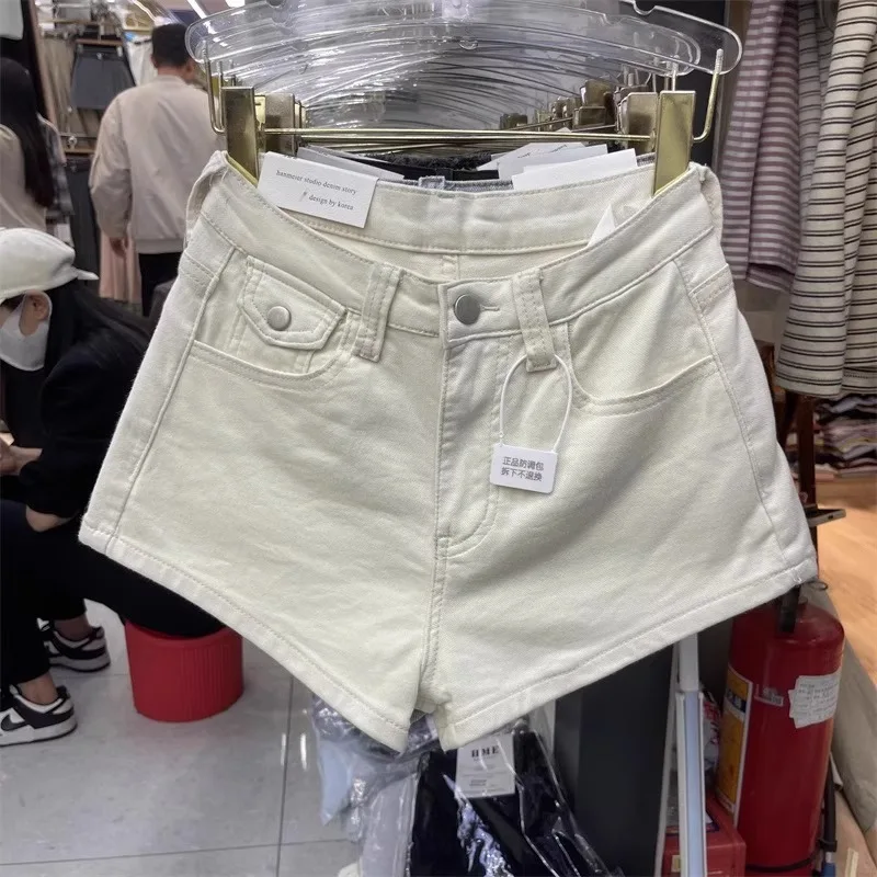 

Spice Girl Slim-fitting White Denim Shorts Women's New High-waisted Hip-wrapped A-word Hip-lifting Hot Pants