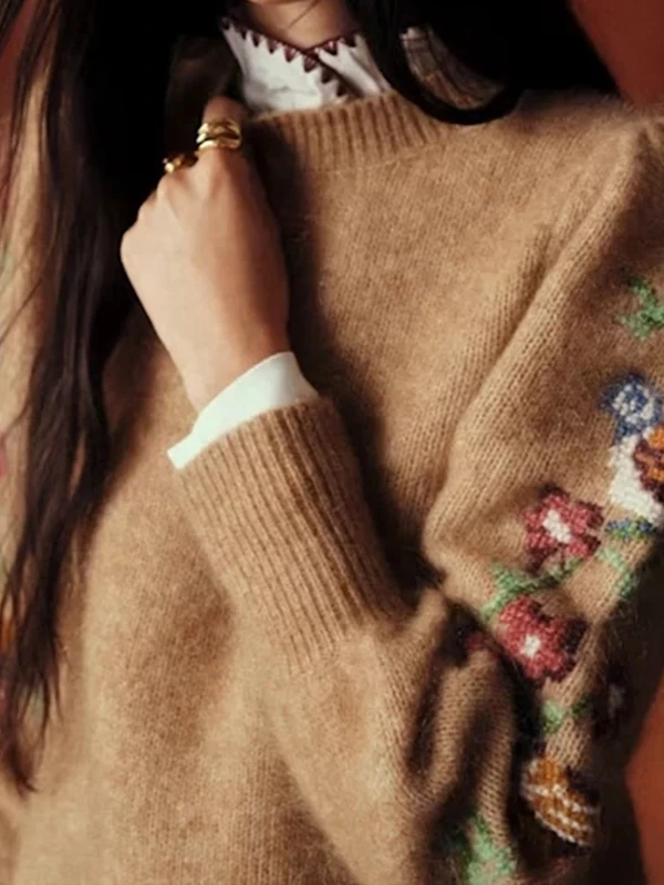 Elegant Early Spring 2026 Women's Knitted Loose round Neck Sweater with Bubble Sleeves And Floral Motifs Hand Crocheted