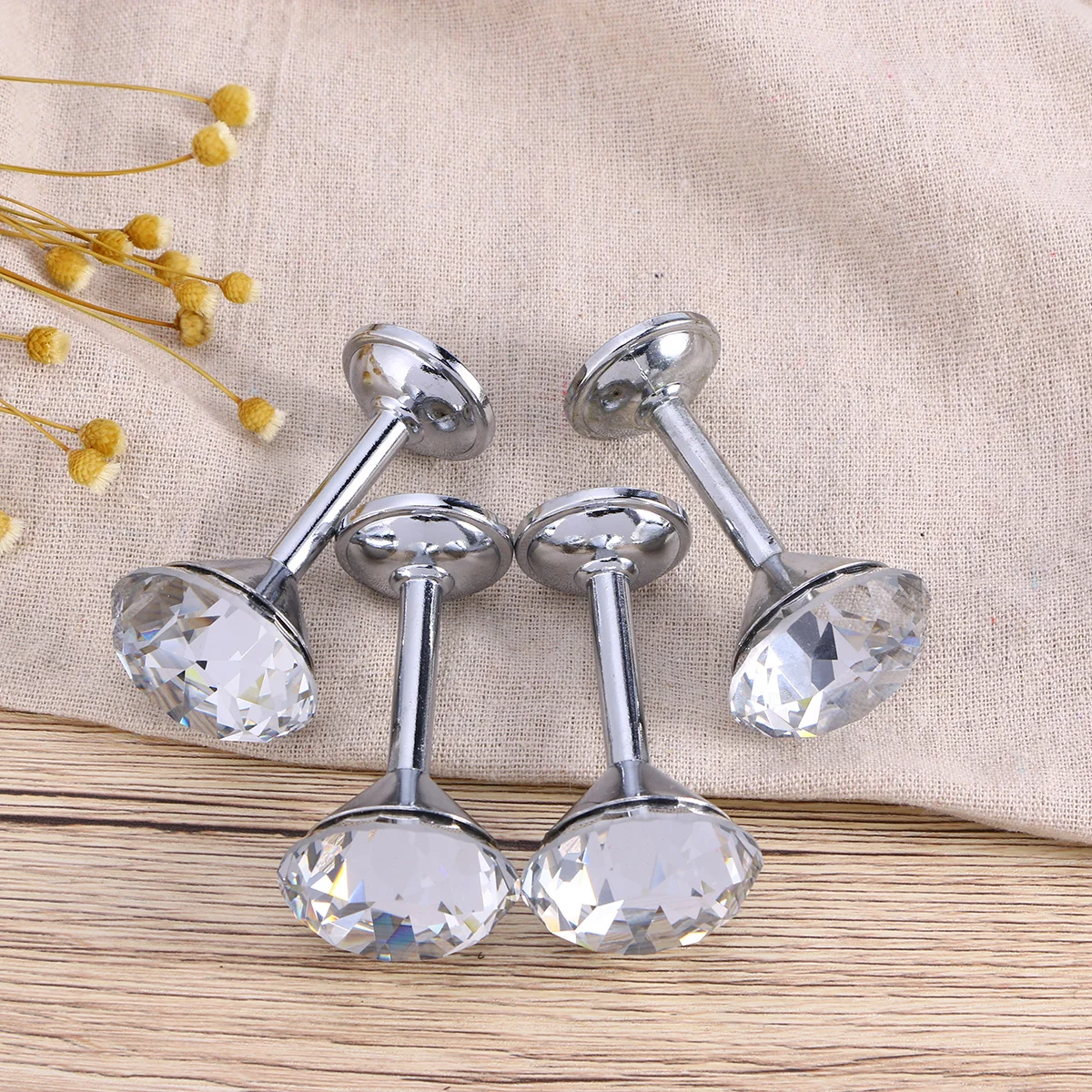 

4Pcs Diamond Wall Mounted Hooks Crystal Zinc Alloy Non Rusting Hooks for Coat Hat Clothes Silver 40mm Stylish Home Organizer