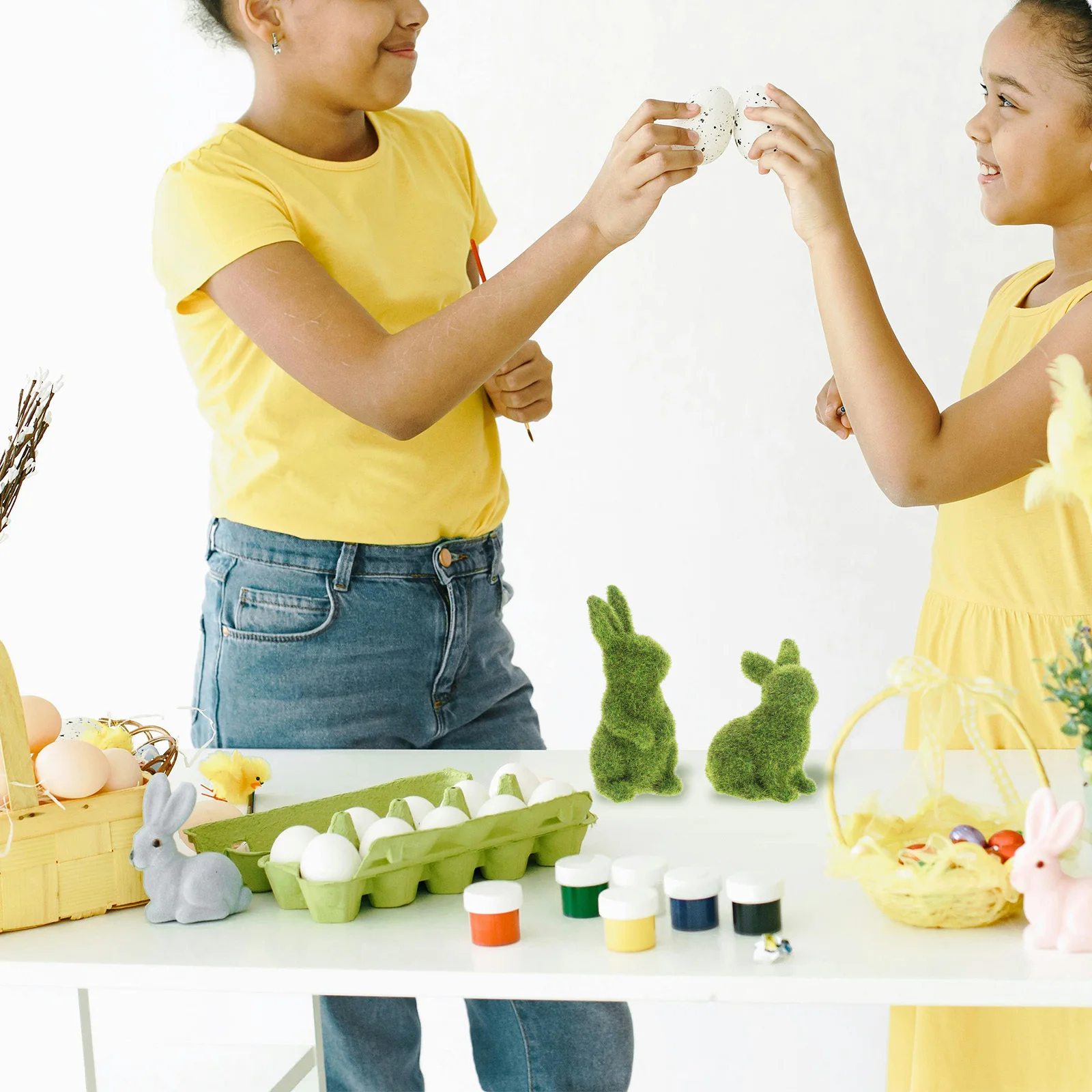 

2Pcs Cute Flocked Bunny Decor Rabbit Figurine Easter Garden Adornment Animal Model Photo Prop Wedding Gift Scene Layout