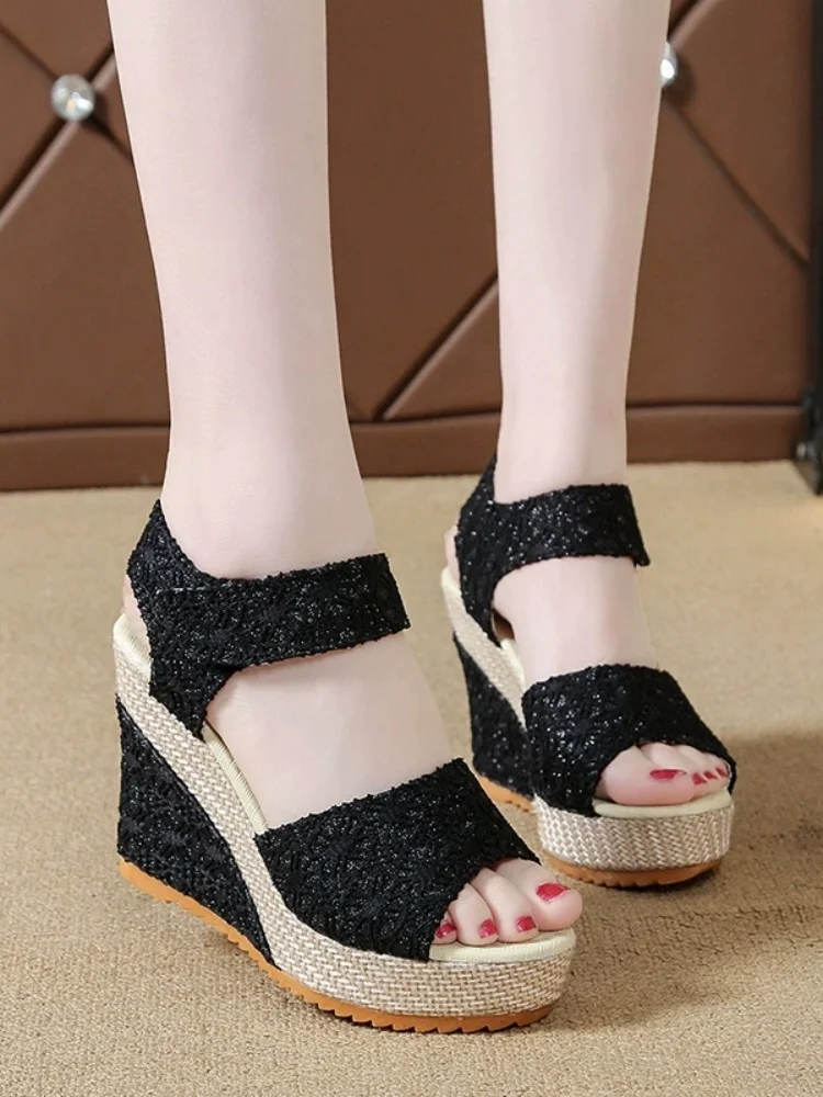 Slope and Fish Mouth Sandals for Women