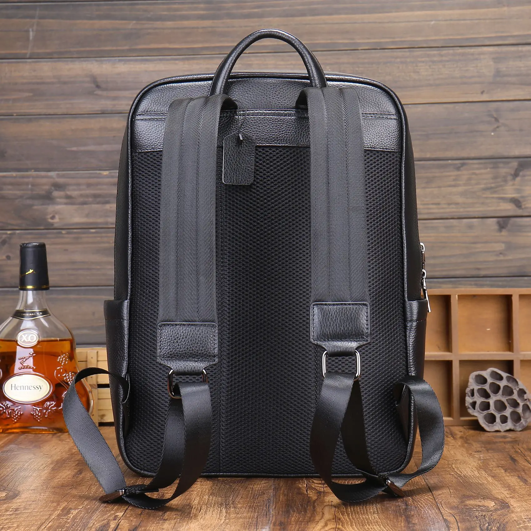 

2026 New Leather Backpack Men's First Layer Cowhide Large-Capacity Backpack Computer Men Bag Business Schoolbag