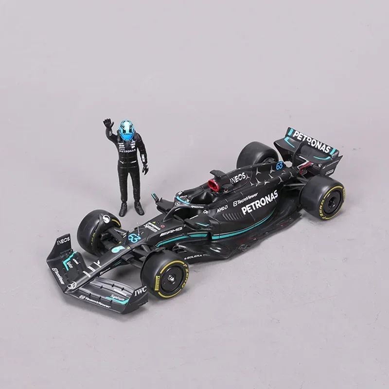 ใหม่ Bburago 1:24 Mercedes-Amg Benz F1 W14 E และนักบิน Figuaine Lewis Hamilton George Russell คอลเลกชันของเล่นของขวัญวันเกิด