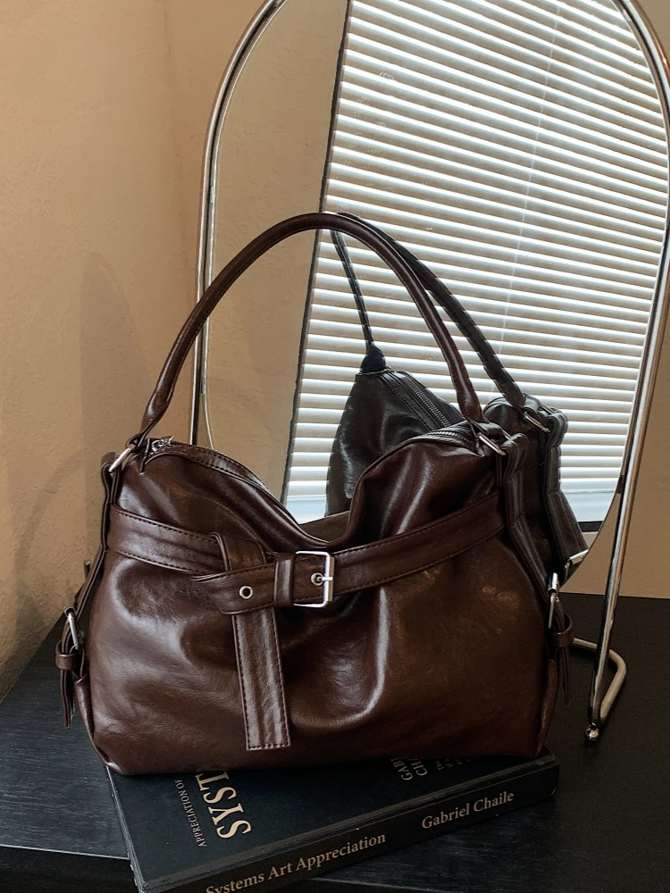Large Capacity Fashionable Motorcycle Bag for Trendy Girls Casual Underarm Commuter Tote Bag Shoulder Handbag PU Leather