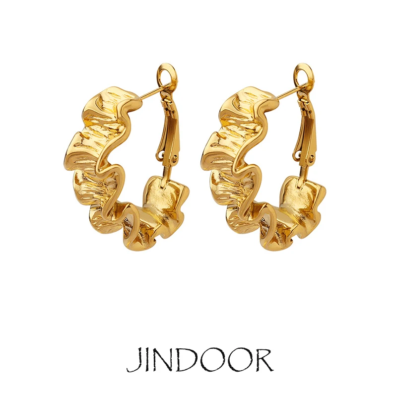 JINDOOR Titanium Steel Sculpted Golden Hoop Earrings with Pleated Design – Modern, Elegant, and Statement-Making