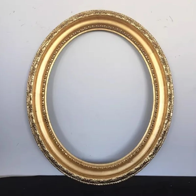 Customized Circular Oil Painting Frame, Customized Oval Painting Frame With a Width Of 7cm