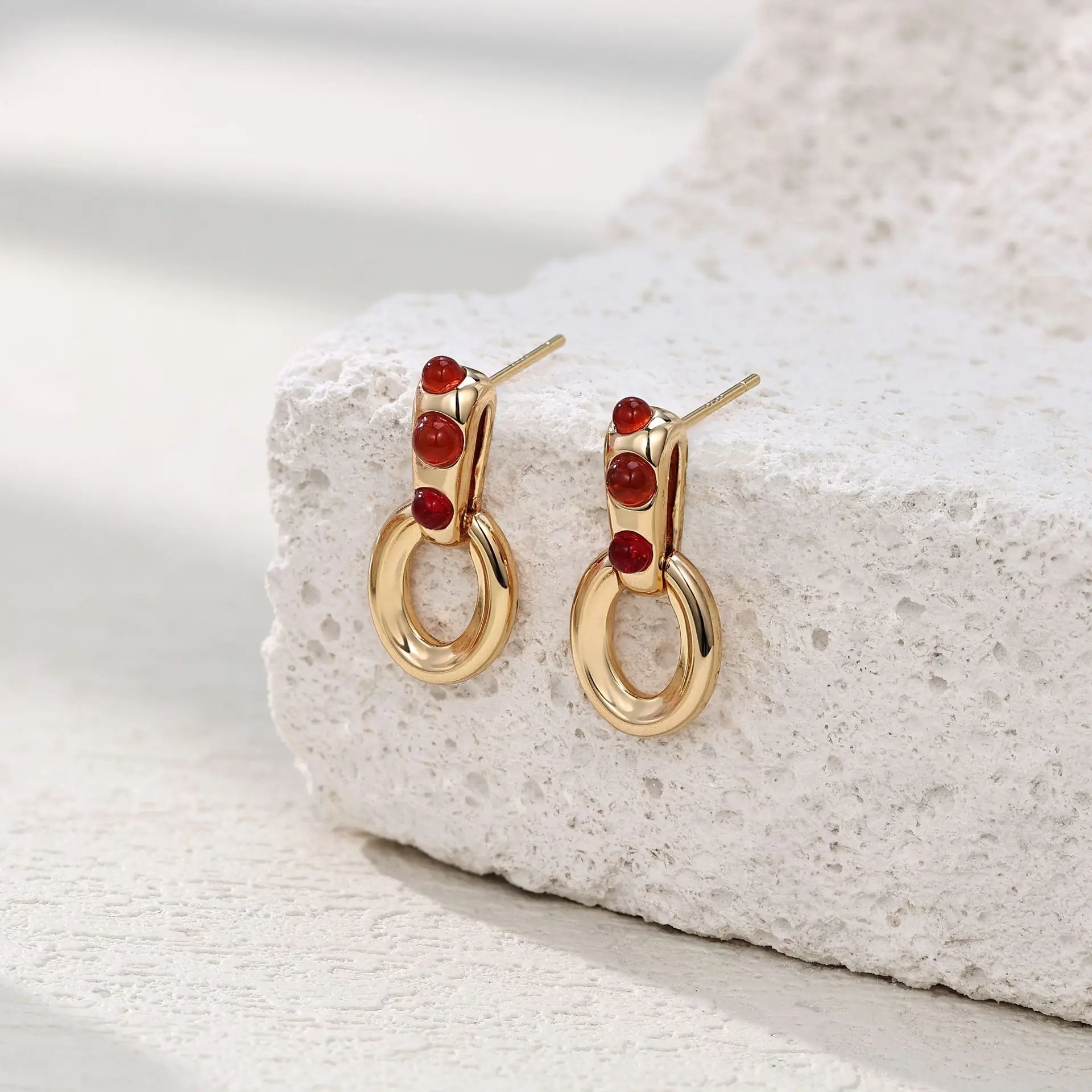 Original design Light flow series copper gold plated small exquisite temperament South red agate niche design earrings