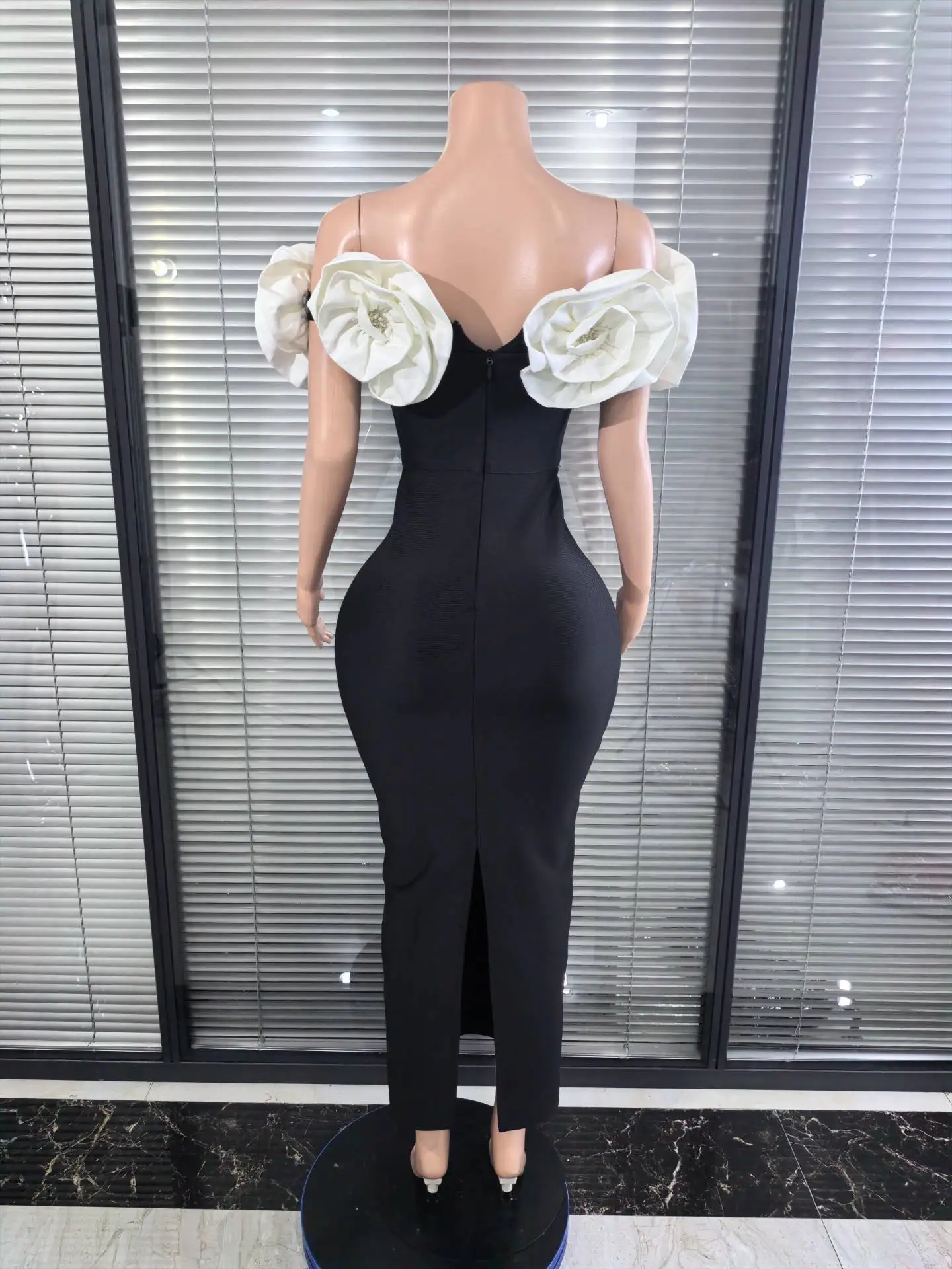 Rot Weiß Frauen Sexy Trägerlosen Großen Blumen Weg Von der Schulter Bodycon Lange Verband Kleid Elegante Abend Party Cocktail Outfit