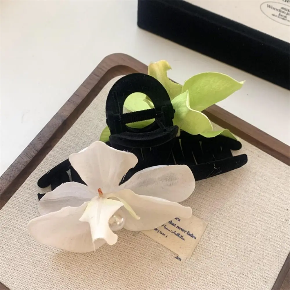

Butterfly Orchid Flower Hair Claw Cloth Bohemia Barrettes Orchid Hair Clip Korean Style Headwear Pearl Large Shark Clip Daily