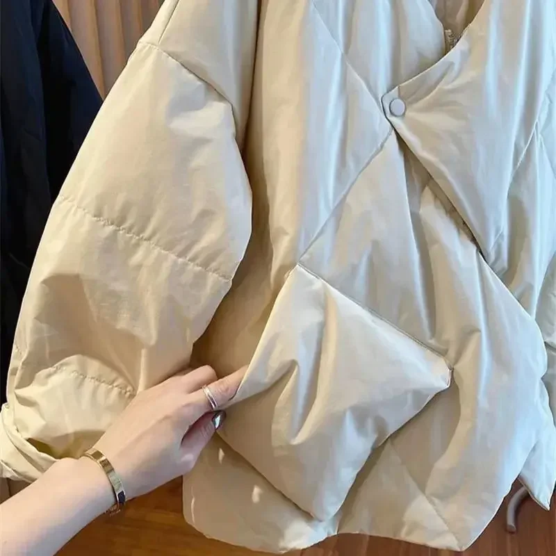 Giacca in cotone irregolare dal design di fascia alta Donna Inverno Nuovo cappotto da donna con cerniera allentata Capispalla donna basic con scollo a V