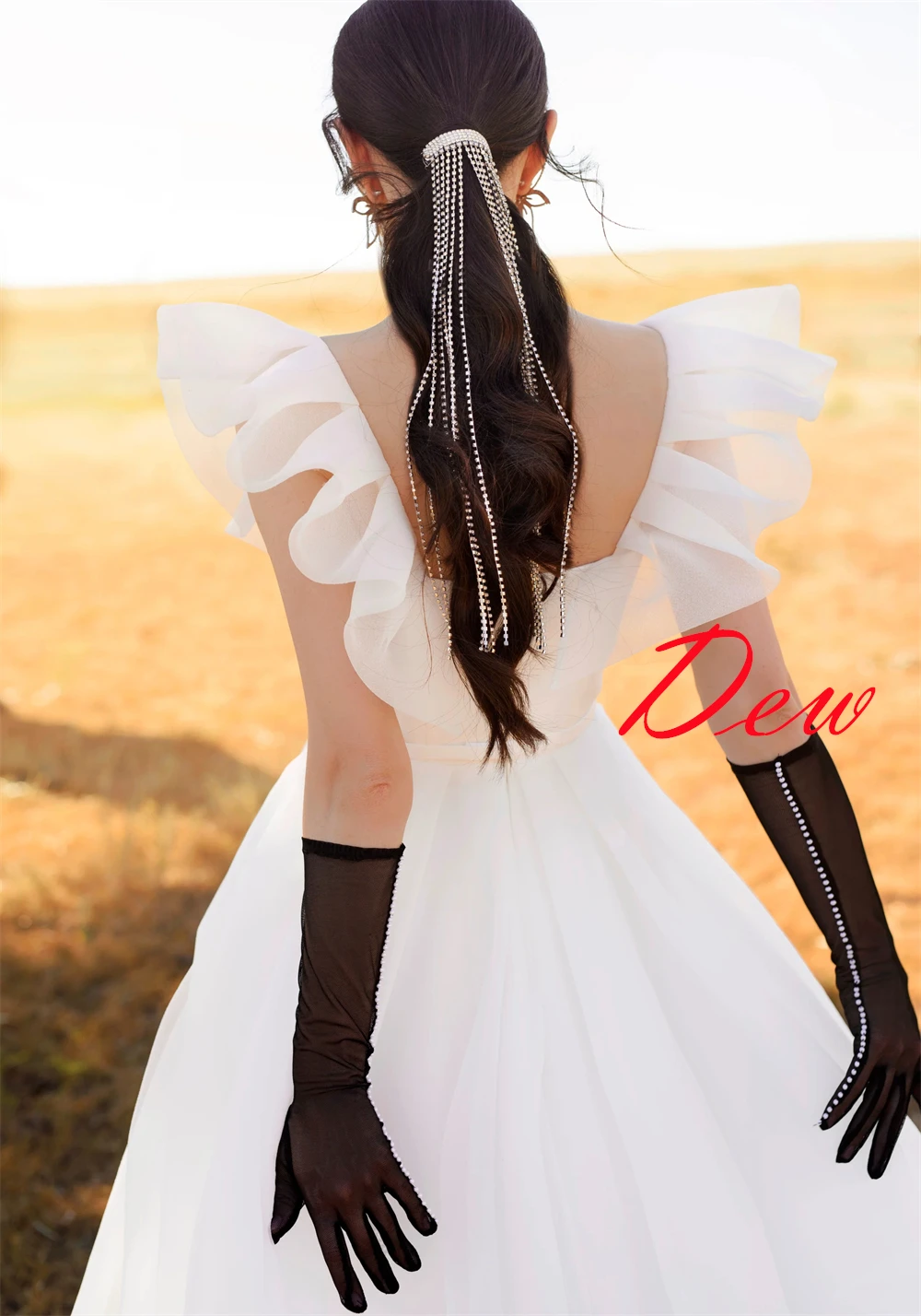 Aangepaste witte organza trouwjurk van hoge kwaliteit temperament vierkante kraag kapmouw mouwloze kapel trein bruidsjurken