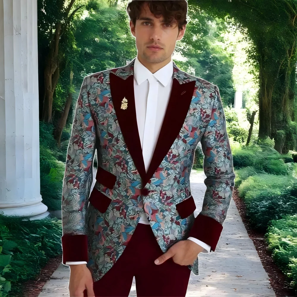 

Latest Designs Groomsmen Floral Burgundy Velvet Peaked Lapel Groom Tuxedos Mens Wedding Dress Male Prom Dinner Party Blazer