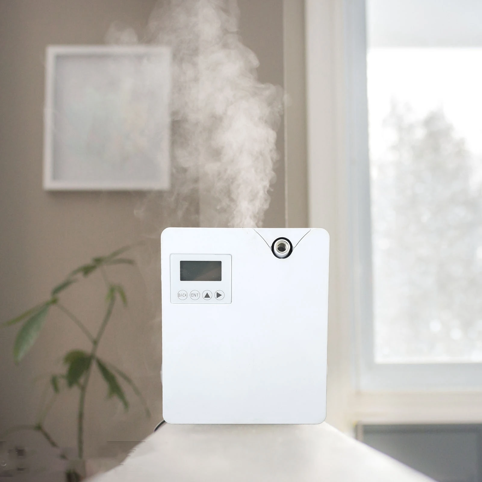 

Scent Air Machine Mini Essential Oil Diffuser Nebulizing Diffusion System for Hotel Toilet