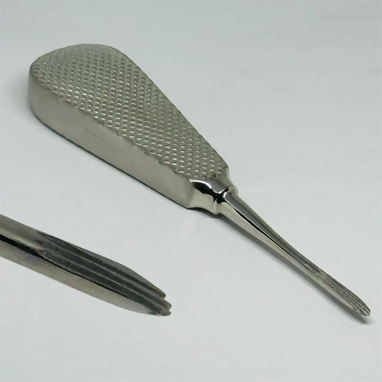 

1pc London Hospital Coleman Root Elevator Used In Dental Surgery To Loosen Teeth or Roots From Sockets