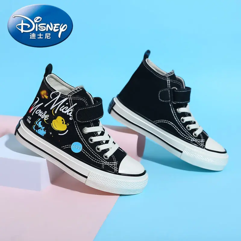 Mickey Girls Canvas Shoes 2024 New Fashion immagini reali di alta qualità Casual bambini Cartoon Graffiti High-top Boys Board Shoes