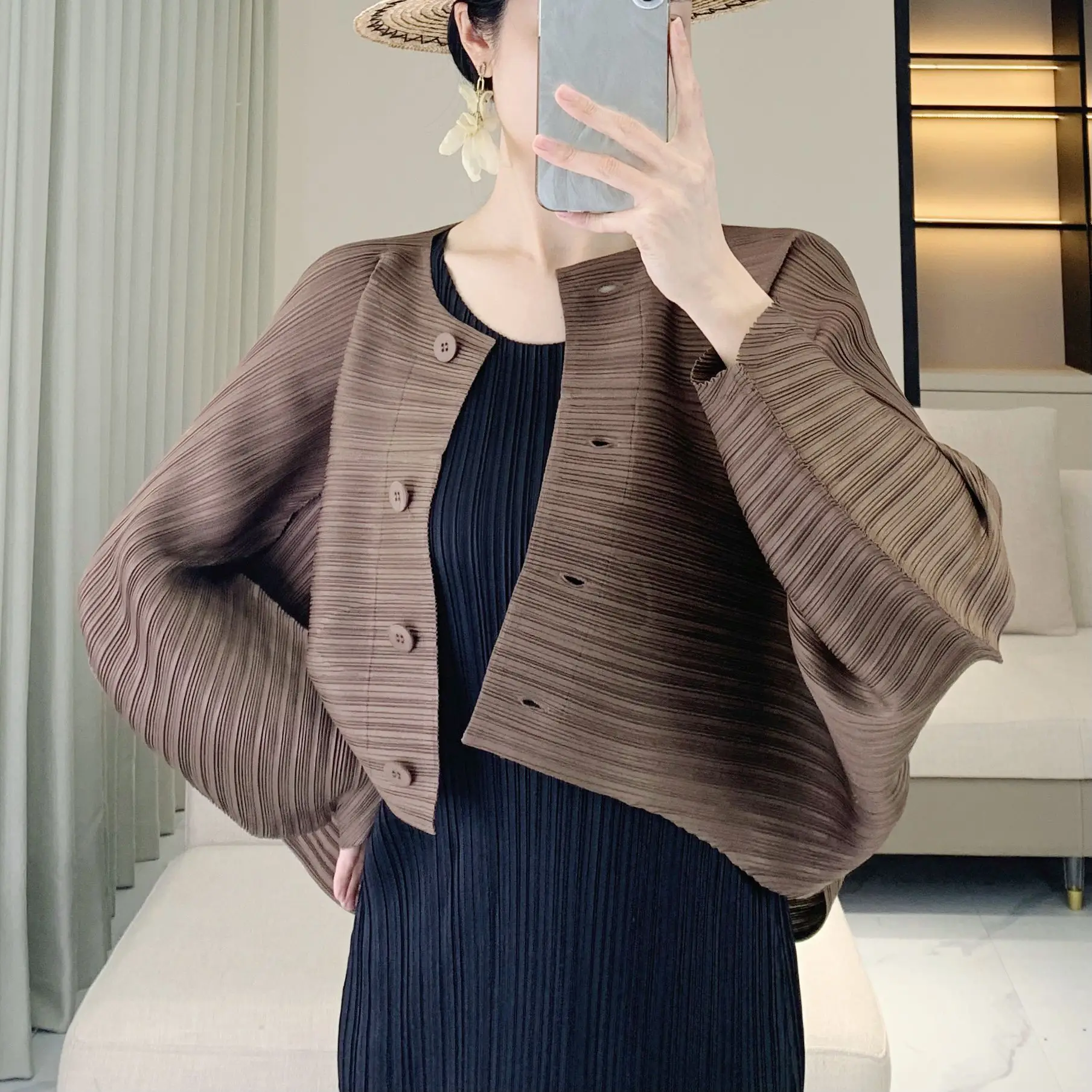 

Miyake темно-зеленый плиссированный свободный однотонный топ, свободные высококачественные однобортные рубашки с длинными рукавами и круглым воротником