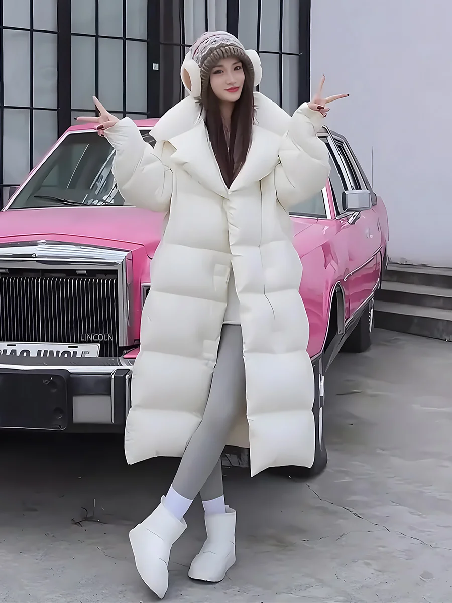 Faionable largo de plumas para mujer Jaet 2025 invierno nueva llegada Thiened Floing cuello grande blanco Du abajo abrigo para damas