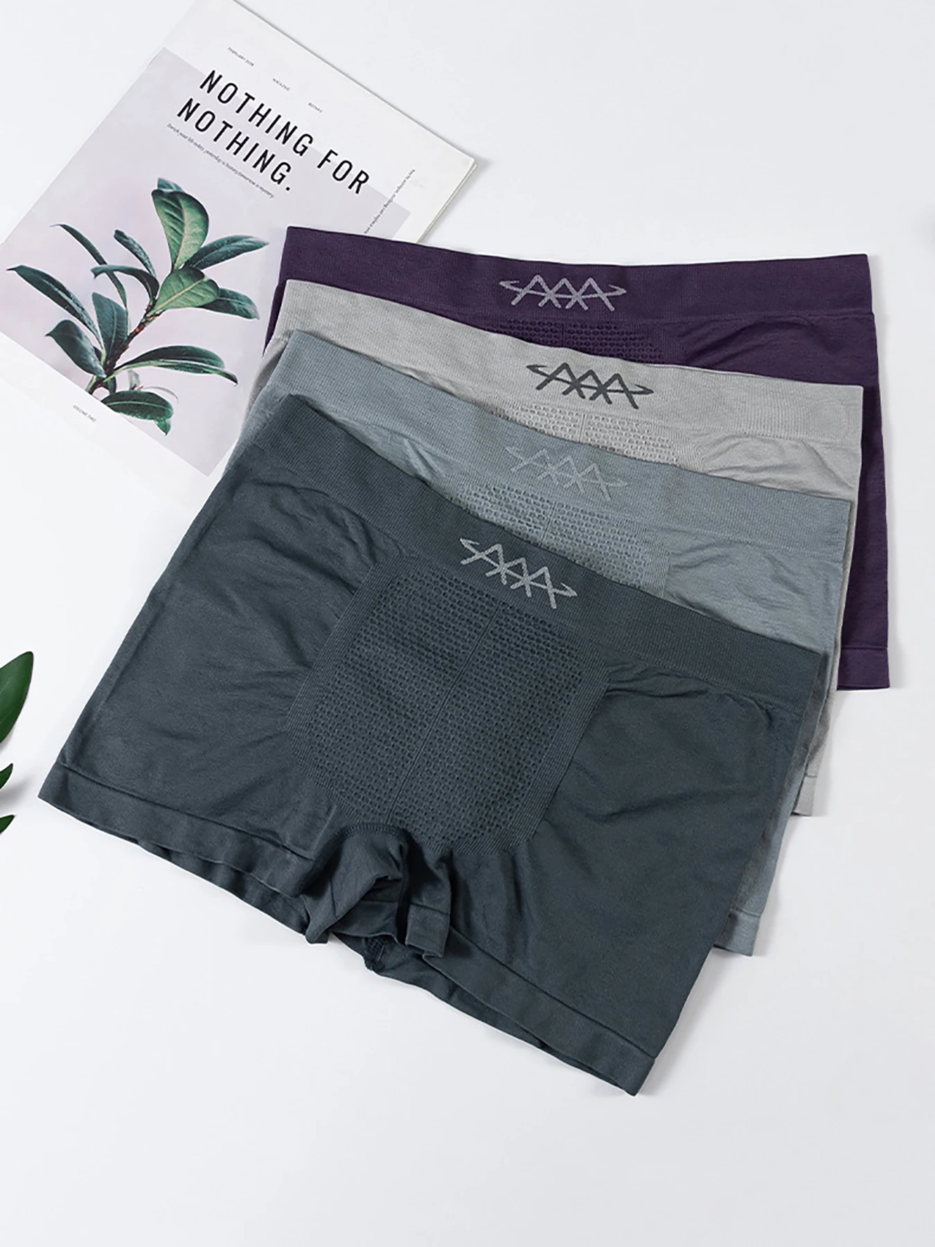 

Мужское нижнее белье, 4 шт., эластичные дышащие трусы с плоским краем, простые, модные, удобные, комбинированные.