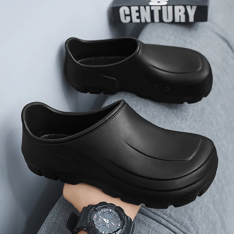 

2025 Summer New Men's Fashion Trend Selection Main Promotion Sandals, Slippers, Kitchen Shoes, Anti Slip and Oil Proof Toe Shoes