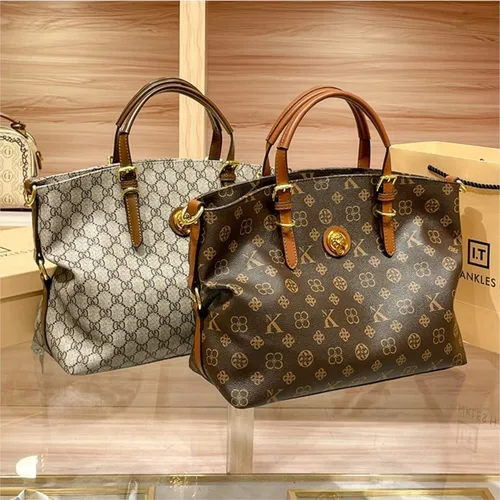 Bolso de lujo ligero para mujer, bolso retro de moda de diseñador de alta gama, bolso de hombro, bolso cruzado de gran capacidad, bolso de mano 2025