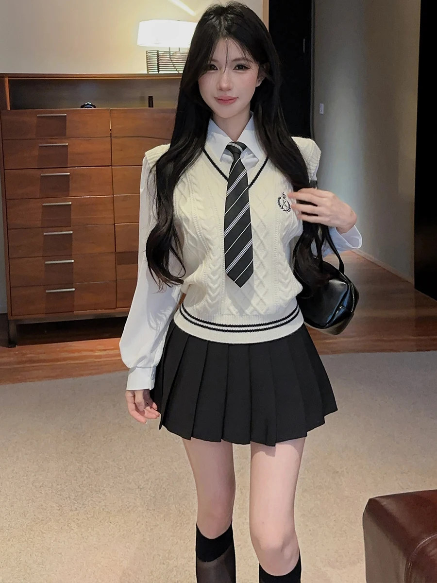 American College Style Slim Fit Long Sleeve Shirt Inner Stitching Color Block Vest High Waist Pleated Skirt Three Piece Set