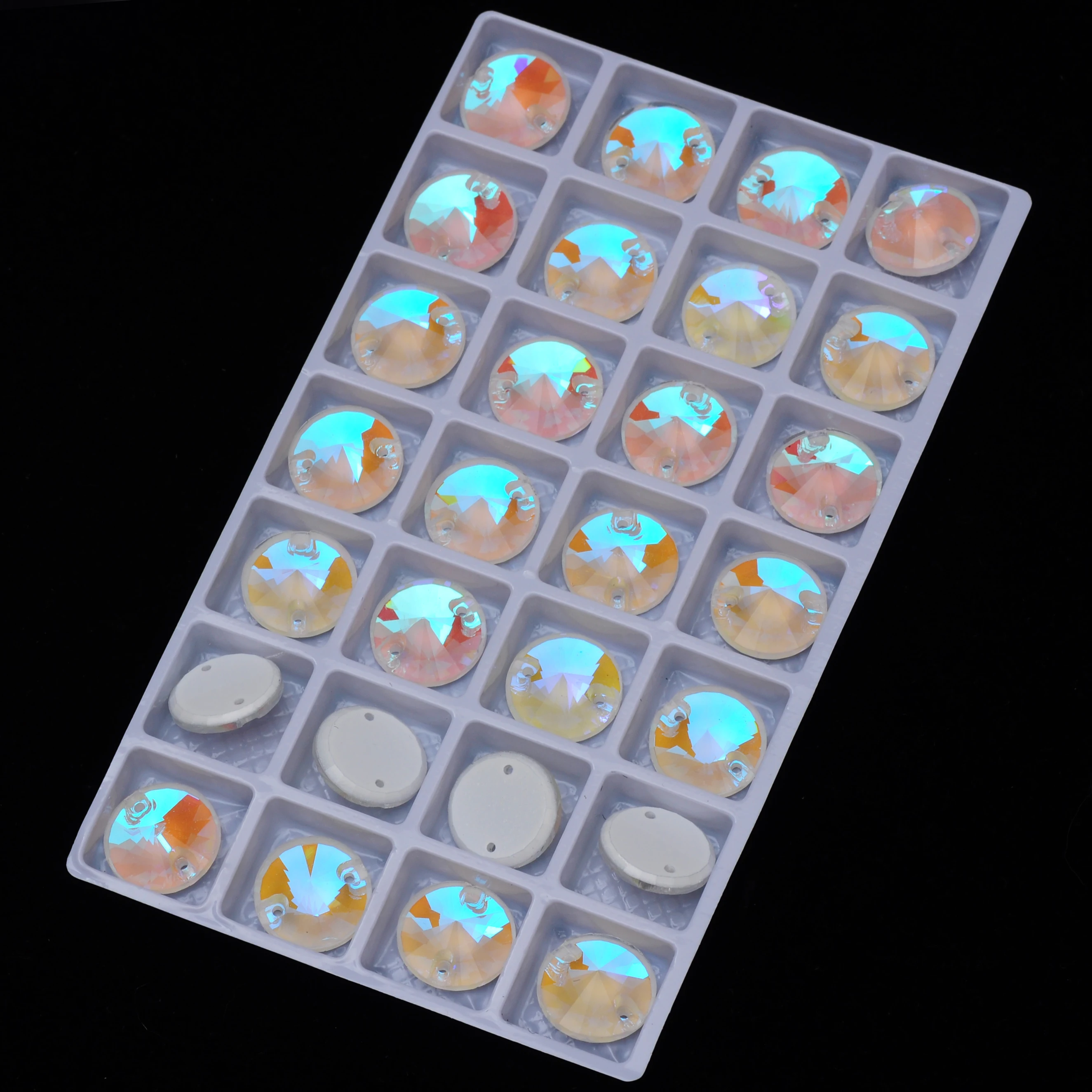 Neonfarbene Rivoli-Glas-Strasssteine zum Aufnähen mit Flachrückseite und neuen Kantenabschrägungen für Hochzeitskleid-Accessoires – Detail 14