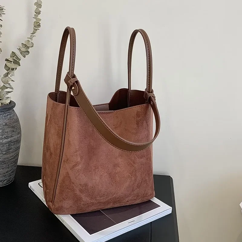 

Suede Simple Solid Color Casual Shoulder Bags Large Capacity Commute Autumn and Winter 2025 New Women's Crossbody Bags